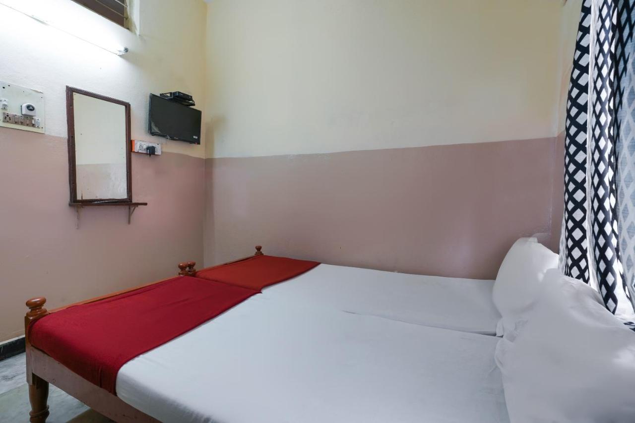 Spot On Sri Sai Lohith Lodge Near Snow World Secundurabad Zewnętrze zdjęcie